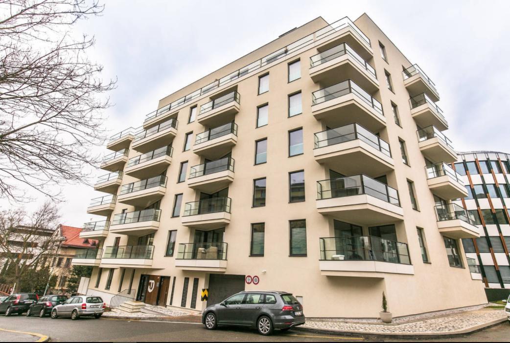Apartment Flawless Pod Dekankou
