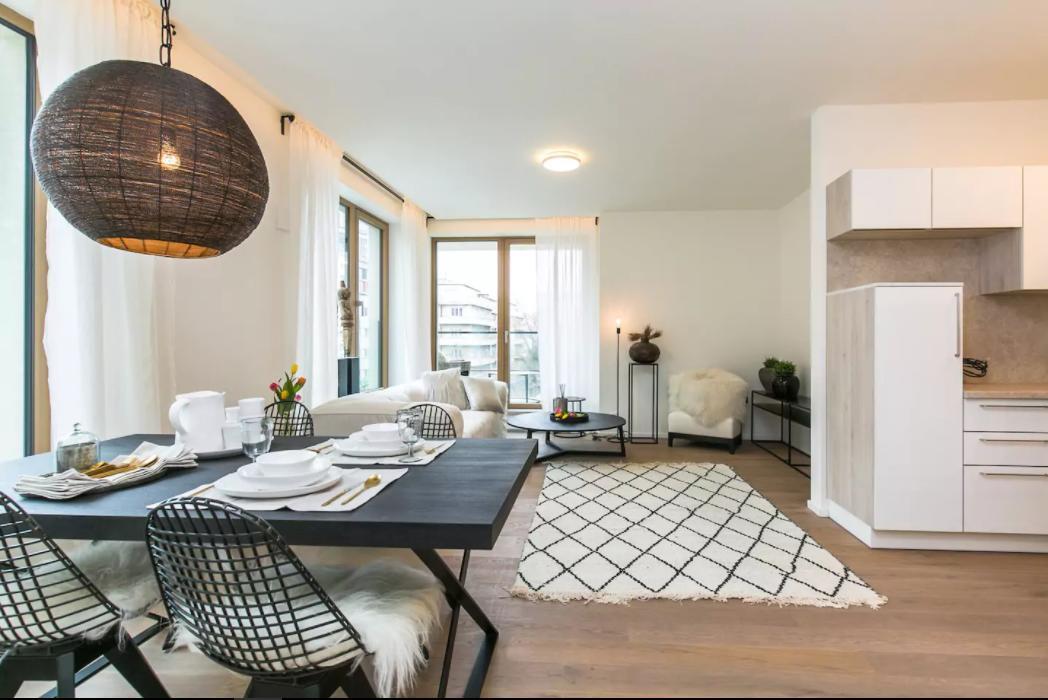 Flawless Pod Dekankou Prague
